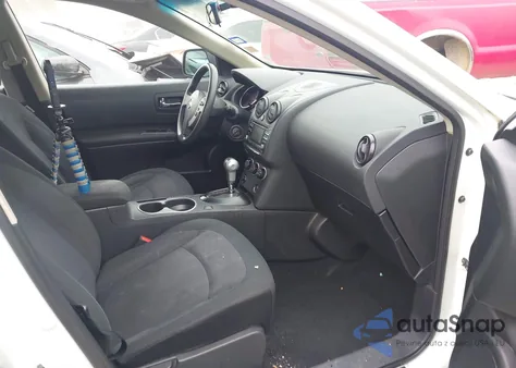 2014 Nissan Rogue Select S z USA, uszkodzony, nr VIN JN8AS5MV3EW709807